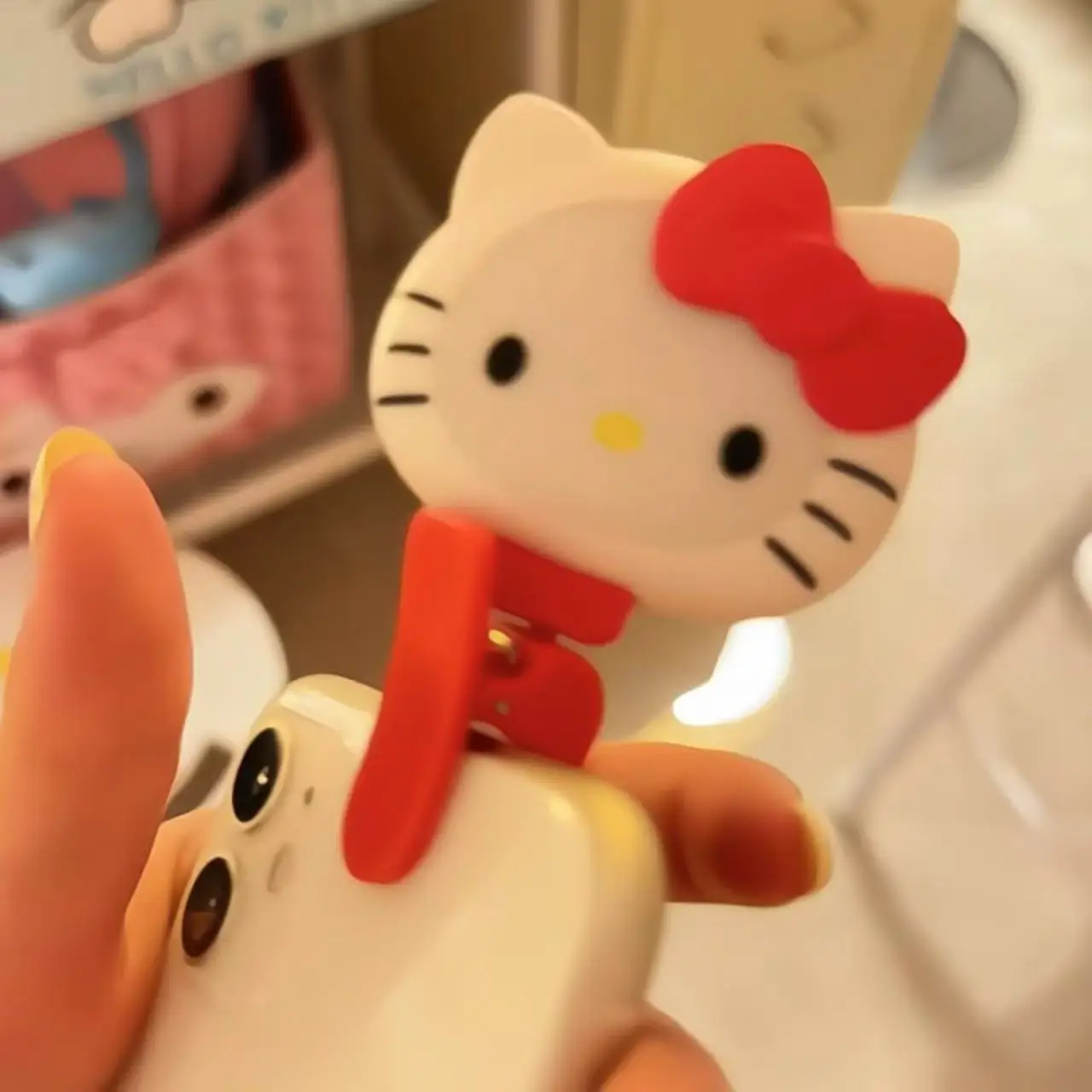 Lampe à selfie Hello Kitty mig - Good Lighting In Photography avis et prix
